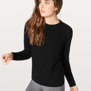 Lululemon black sweater